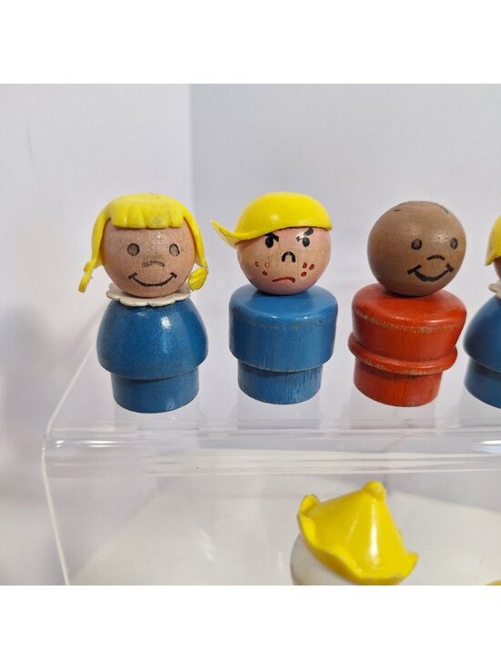 Wooden Little People Figure Lot Red Blue Yellow Smiling Faces Vintage - Picture 2 of 14